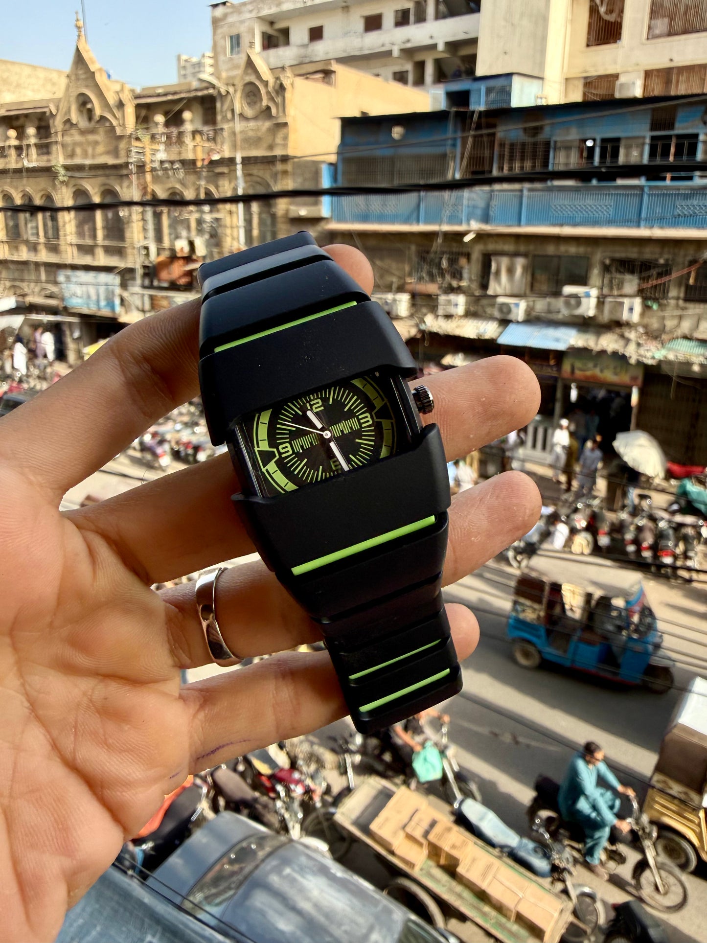 Fibre Snake Watch