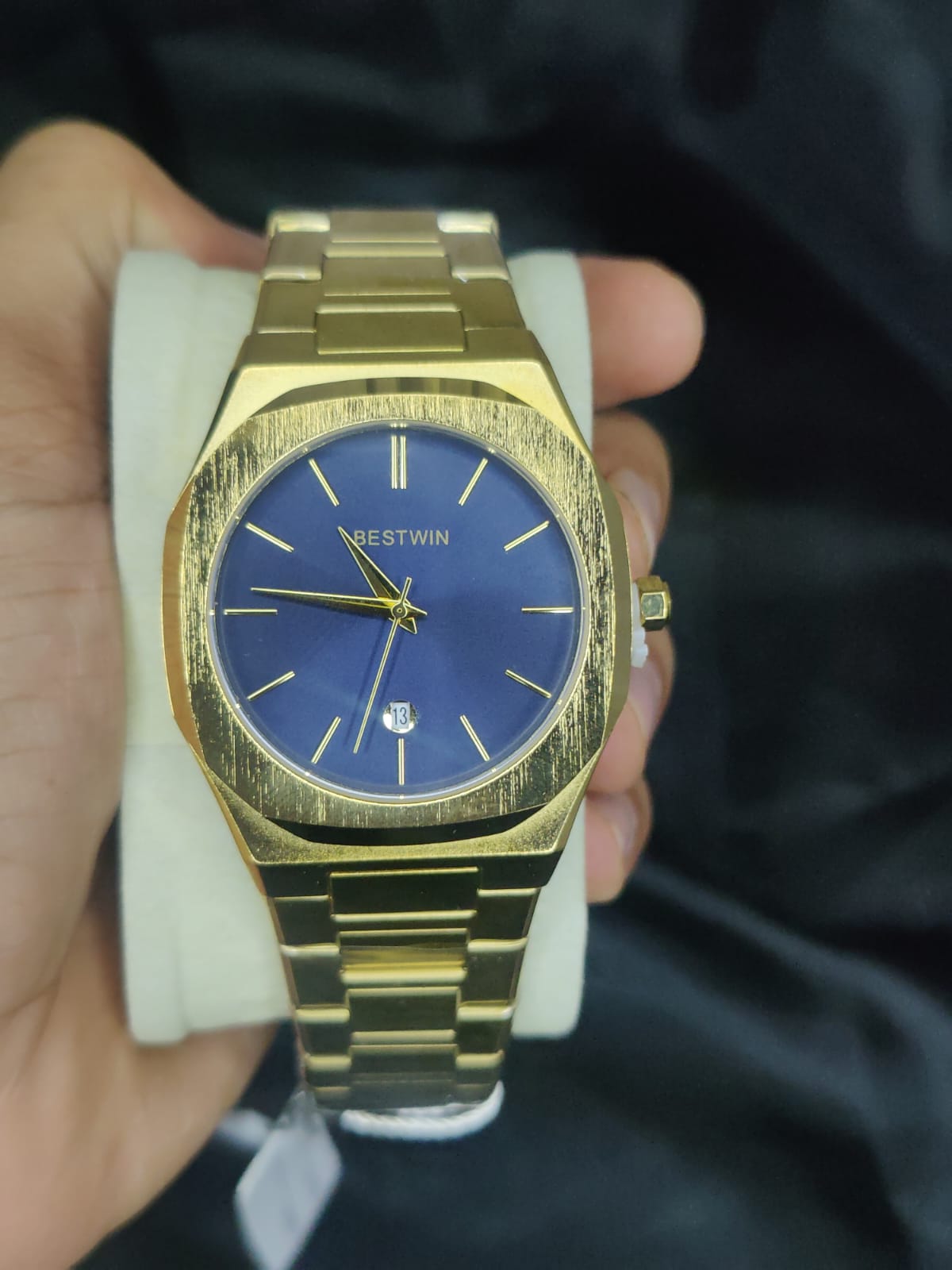BESTWIN DATE WATCH