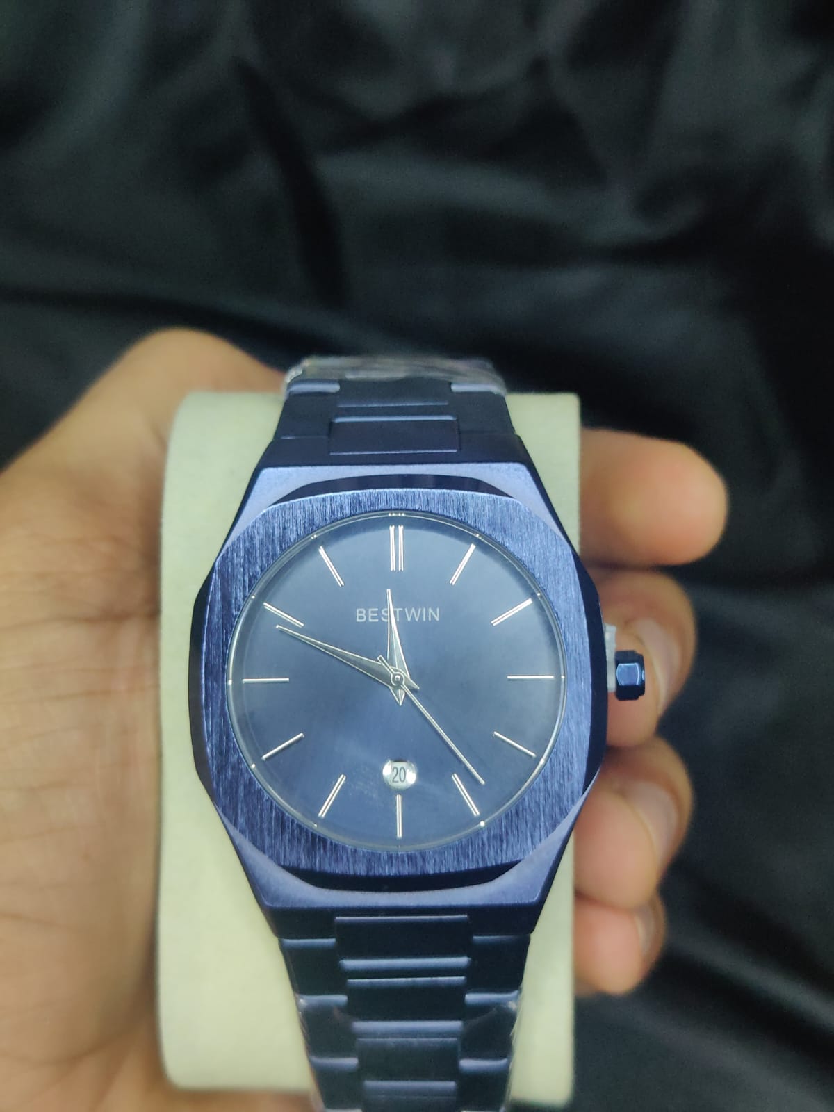 BESTWIN DATE WATCH