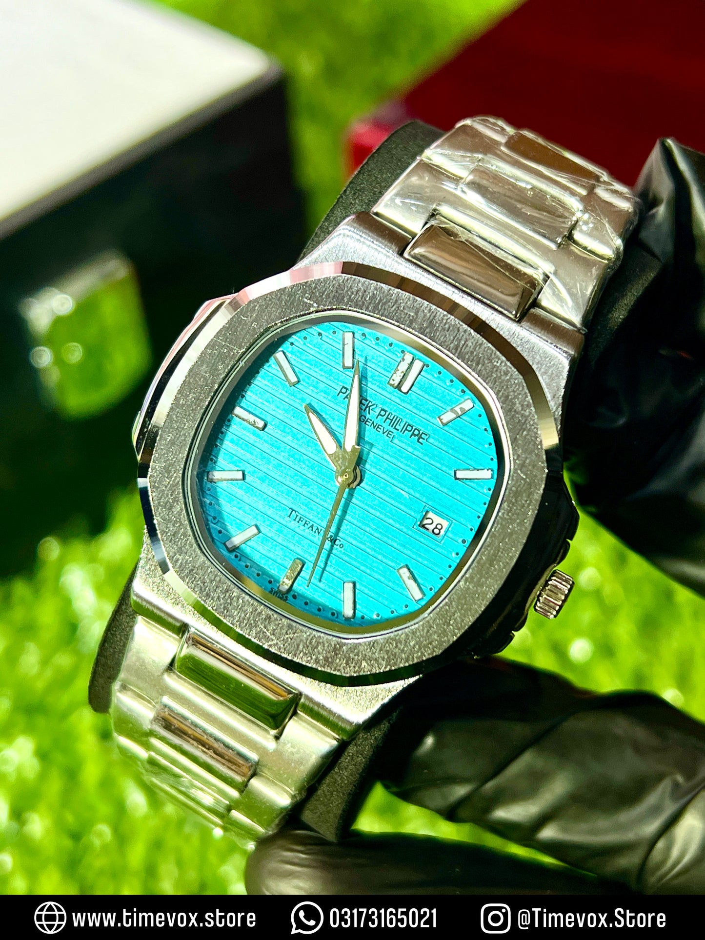 Patek Philippe Nautilus Date Watch
