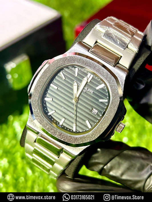Patek Philippe Nautilus Date Watch